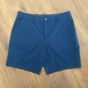 32 Performance mens shorts. Color blue. Size 38.